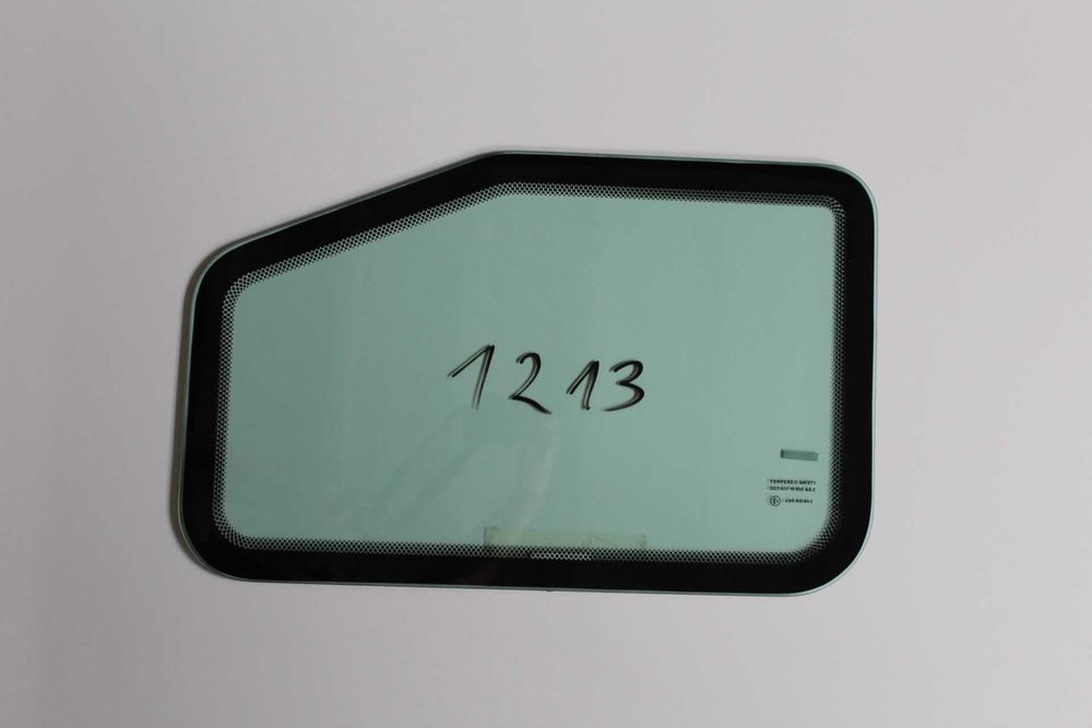 VOLVO ECR 88D, ECR 58D, ECR88 - DRZWI DÓŁ NR1213 BEZ SITODRUKU