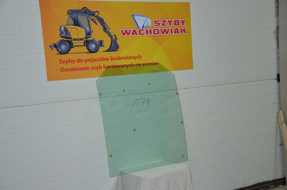 JCB TLT 25D, TLT 30D, TLT 30D HL, TLT 35D  - PRZÓD NR178