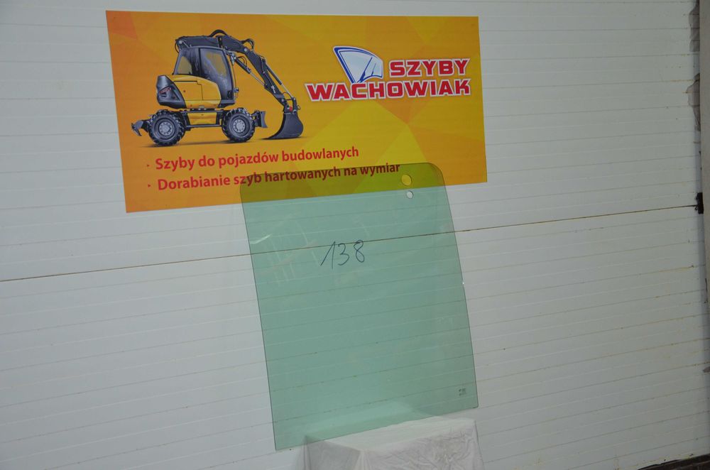 Mecalac 714-712 - PRZÓD GÓRA NR138 (WYCIERACZKA PO PRAWEJ) BEZ SITODRUKU