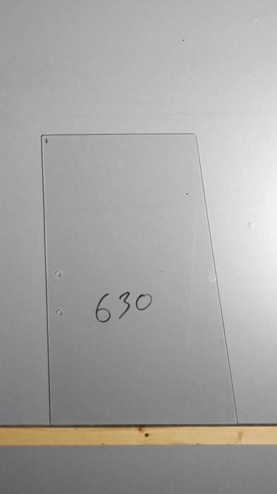 szyba Mecalac 11 tylni suwak drzwi nr 630