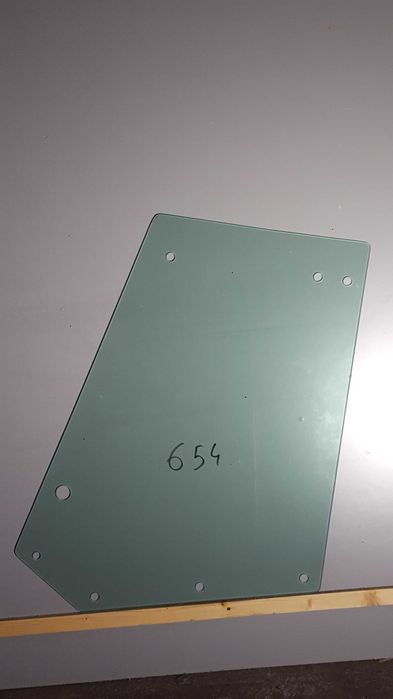 szyba Antonio Carraro boczna nr 654