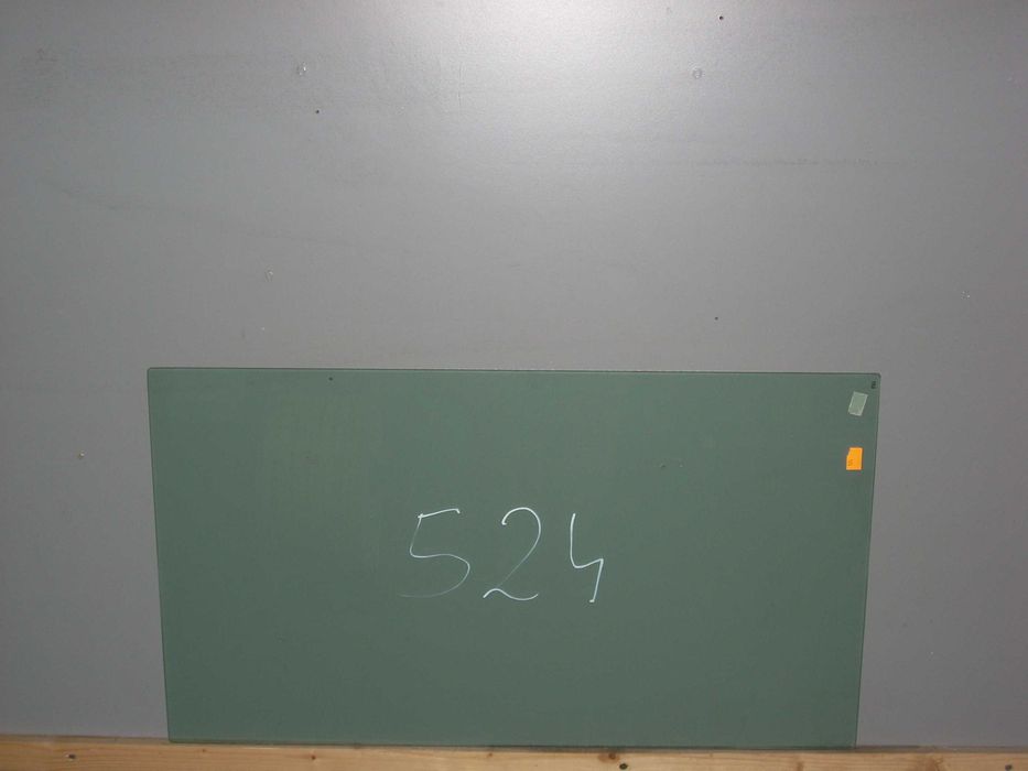 szyba koparka CAT - przednia dolna  nr 524