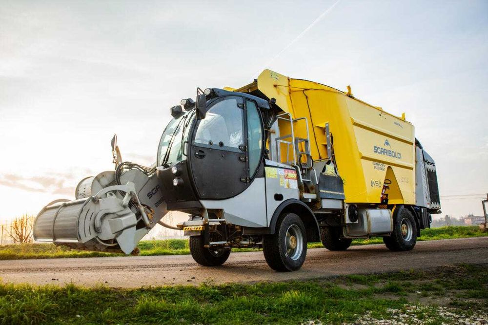 SGARIBOLDI – Grizzly 7100 paszowóz - DRZWI GÓRA NR1033A