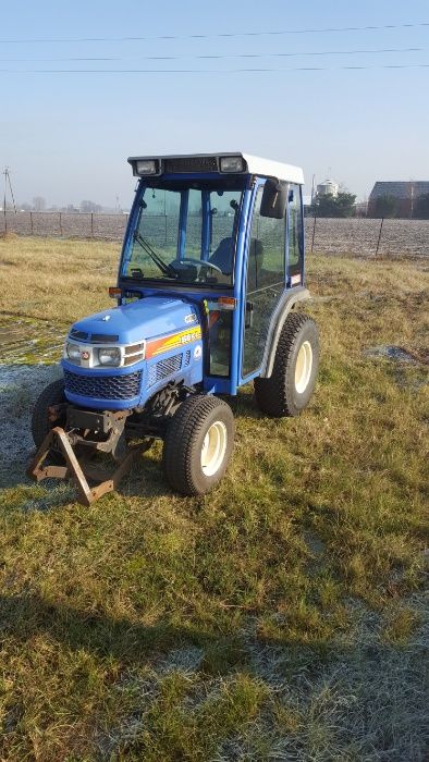Iseki TH 4260 szyby